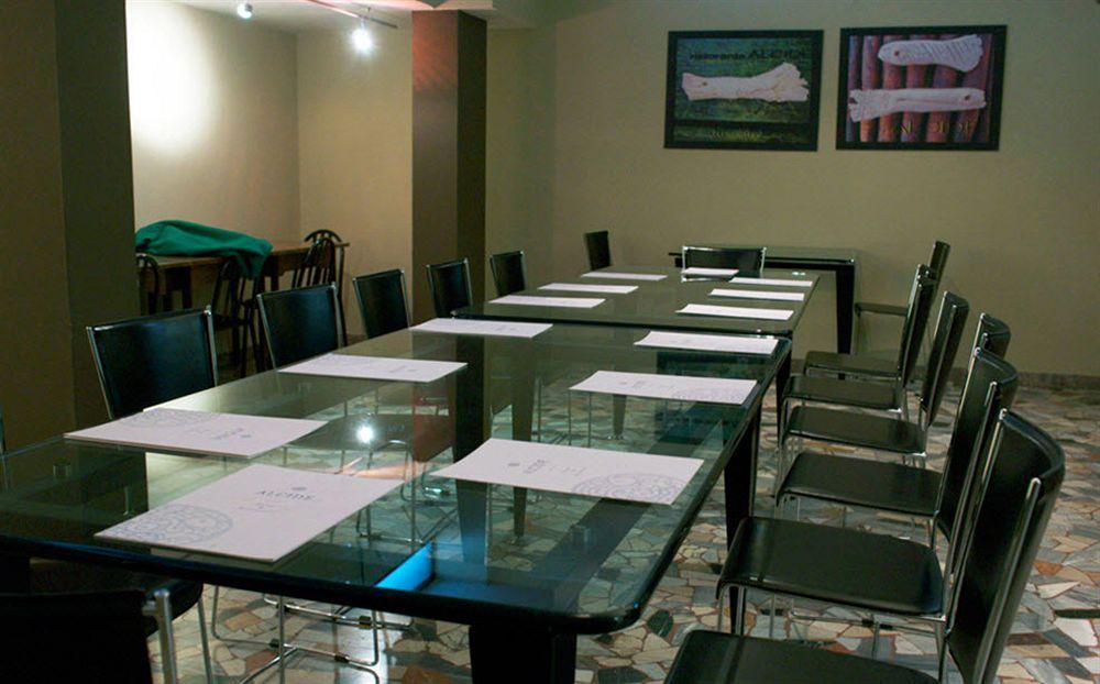 Hotel Ristorante Alcide Poggibonsi Bagian luar foto